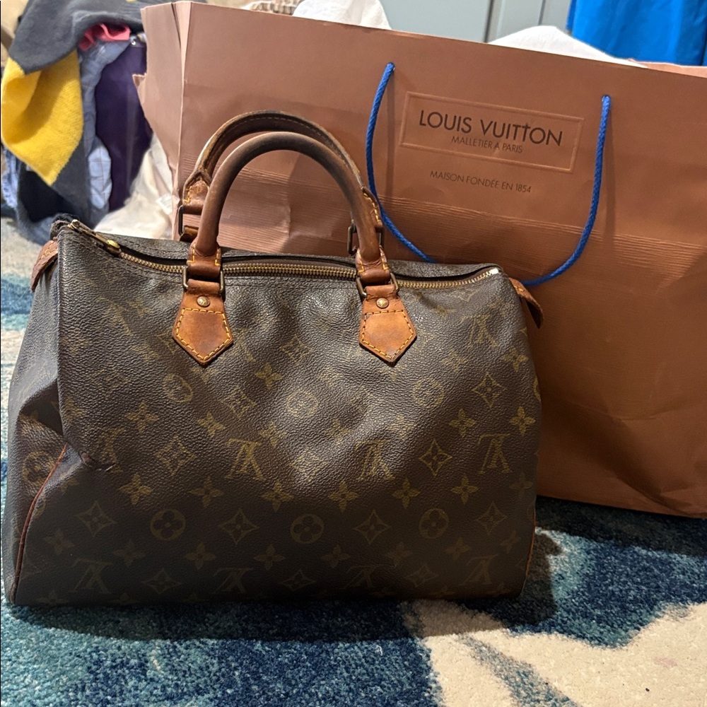 😍😍RARE Authentic Vintage Louis Vuitton Speedy 30 handbag😍😍